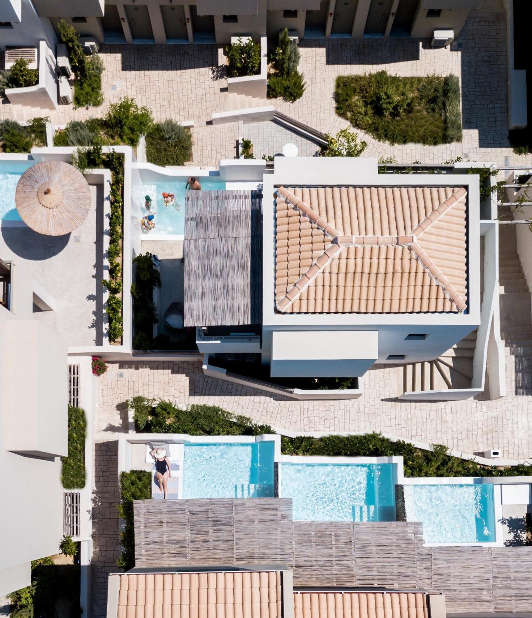 Crystal Waters Nikiana Exterior foto