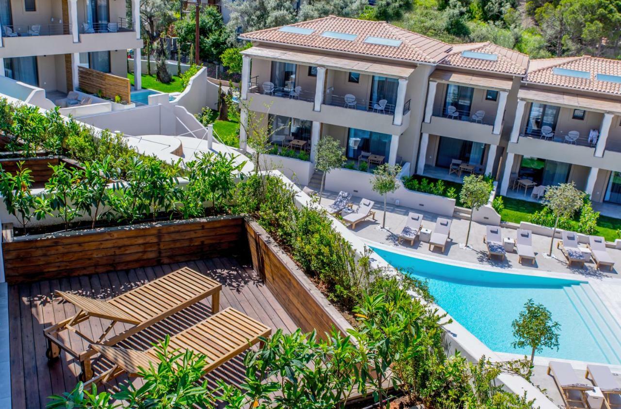 Crystal Waters Nikiana Exterior foto